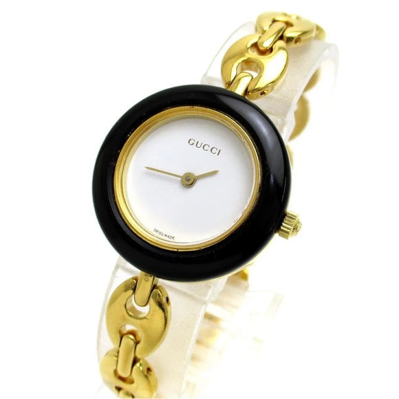 VINTAGE GUCCI RARE Italian Luxury Bracelet Watch - Picture 4 of 9